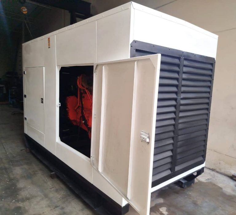 450 KVA MOTOR SCANIA CARENADO